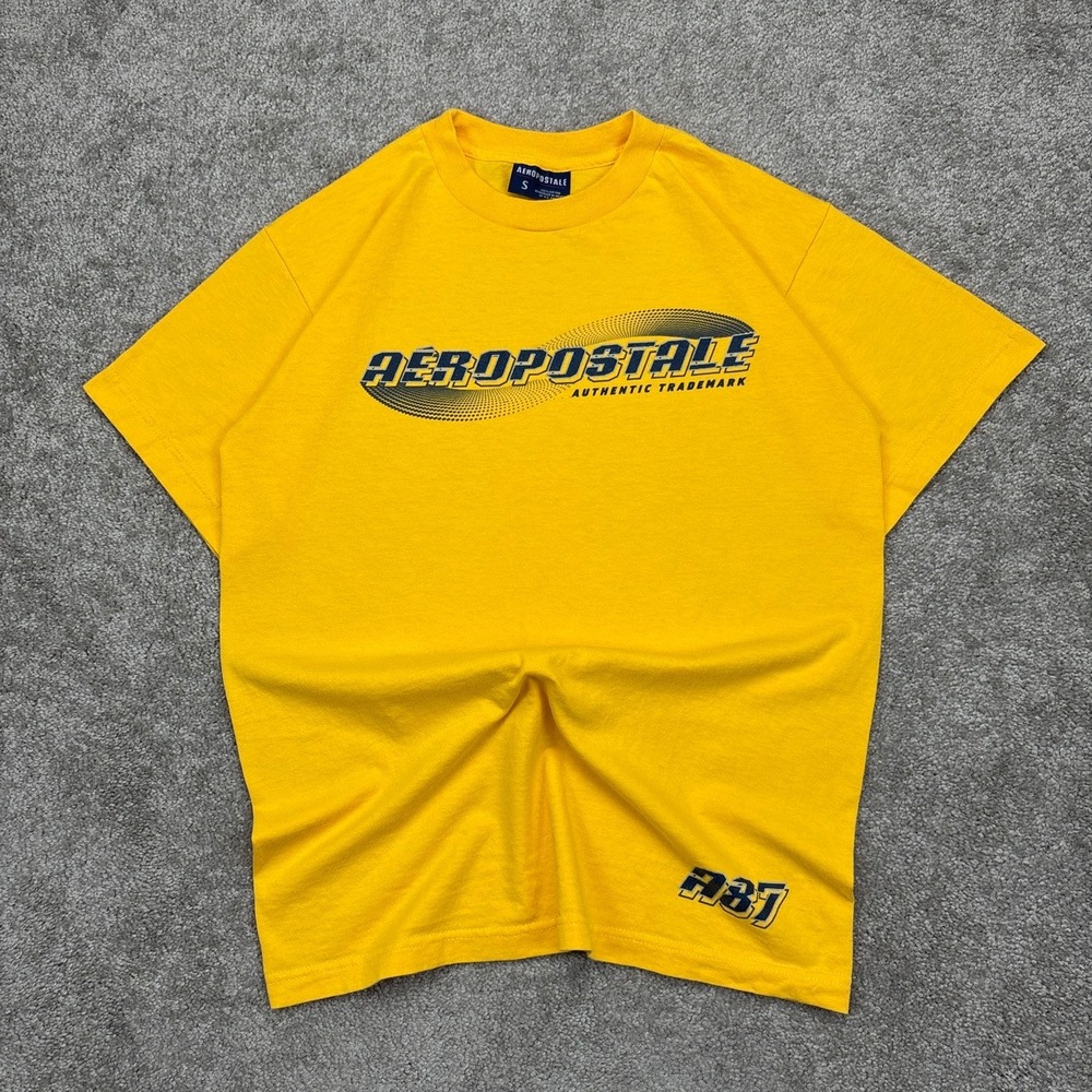 Vintage Y2K Aeropostale T Shirt Small